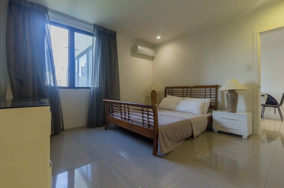 "2BR Condo for Rent in The Frabella 1, Legazpi Village, Makati"03