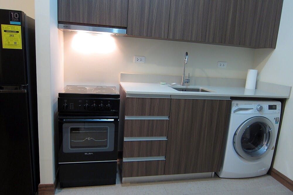 "Studio Condo for Rent in Shang Salcedo Place, Salcedo Village, Makati"03