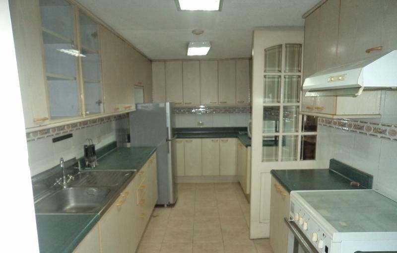 "2BR Condo for Rent in One Lafayette Square, Salcedo Village, Makati"08