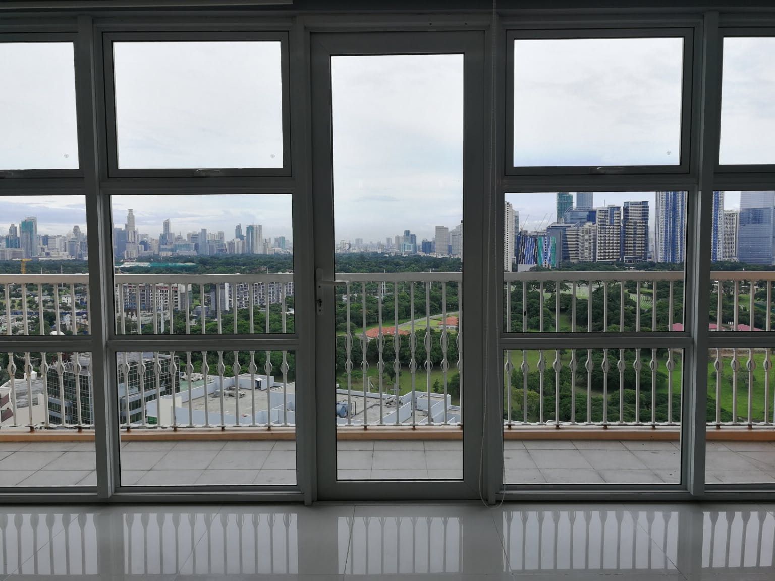 "1BR Condo for Rent in The Venice Luxury Residences, McKinley Hill, Tag"07