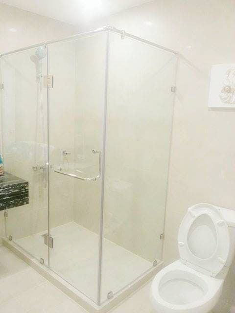 "2BR Condo for Rent in One Penn Place, Salcedo Village, Makati"03