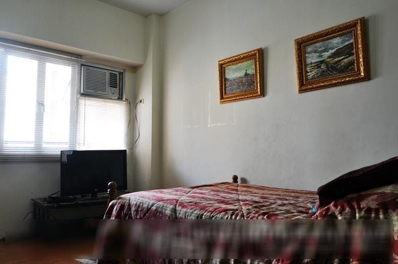 "1BR Condo for Rent in Century Plaza, Legazpi Village, Makati"03