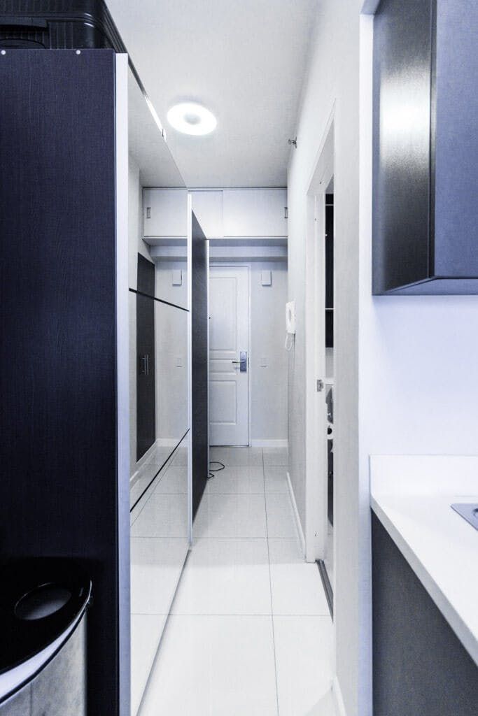 "Studio Condo for Rent in Senta, Legazpi Village, Makati"10