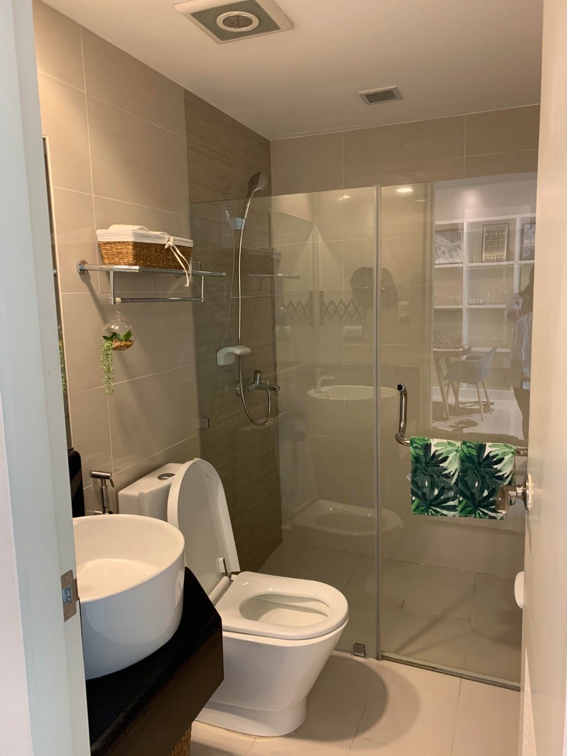 "1BR Condo for Rent in 8 Forbes Town Road, BGC - Bonifacio Global City,"08