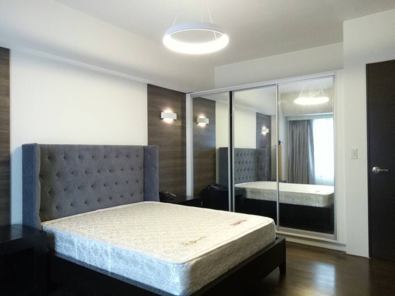 "1BR Condo for Rent in Arya Residences, BGC - Bonifacio Global City, Ta"06