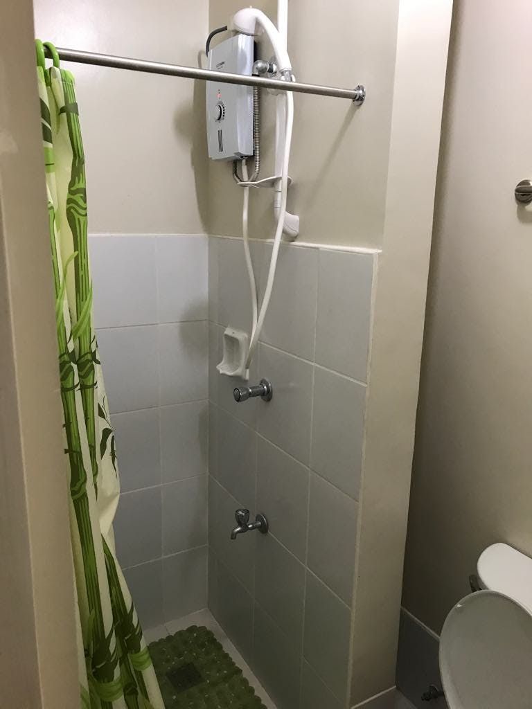 "2BR Condo for Rent in Avida Towers Makati West, San Antonio Village, M"06
