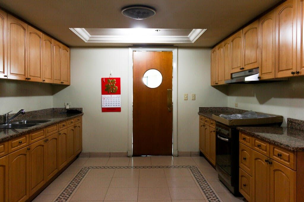 "3BR Condo for Rent in Rizal Tower, Rockwell Center, Makati"04