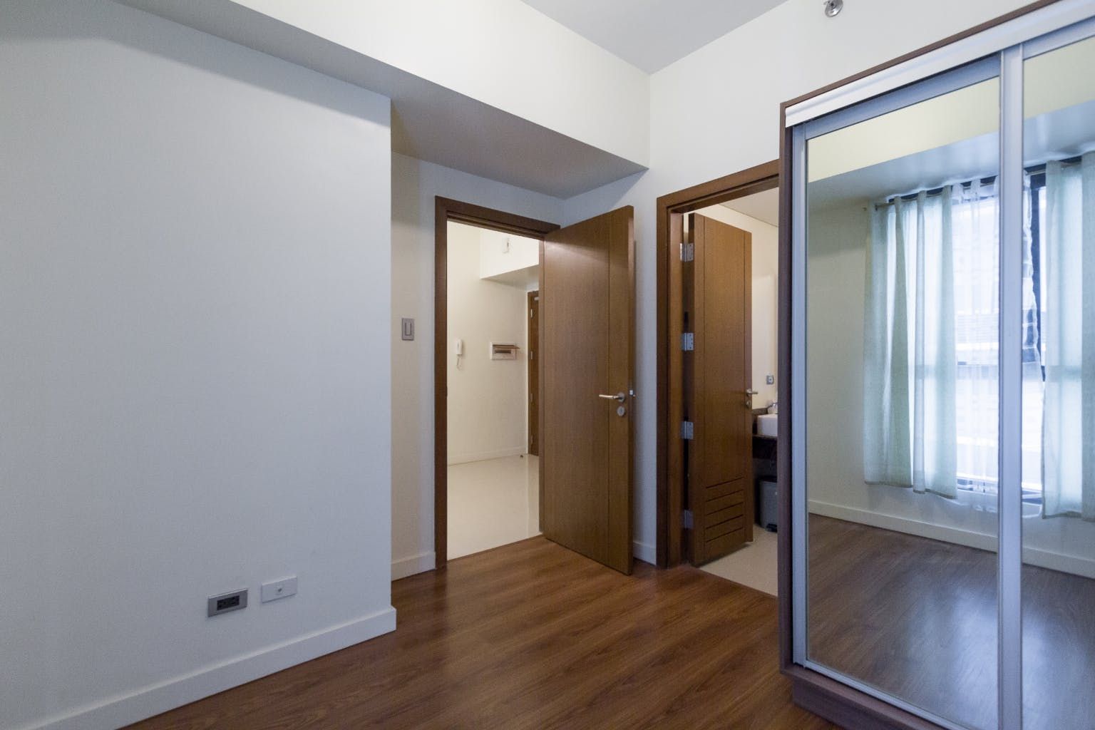 "1BR Condo for Rent in The Sapphire Bloc, Ortigas Center, Pasig"06