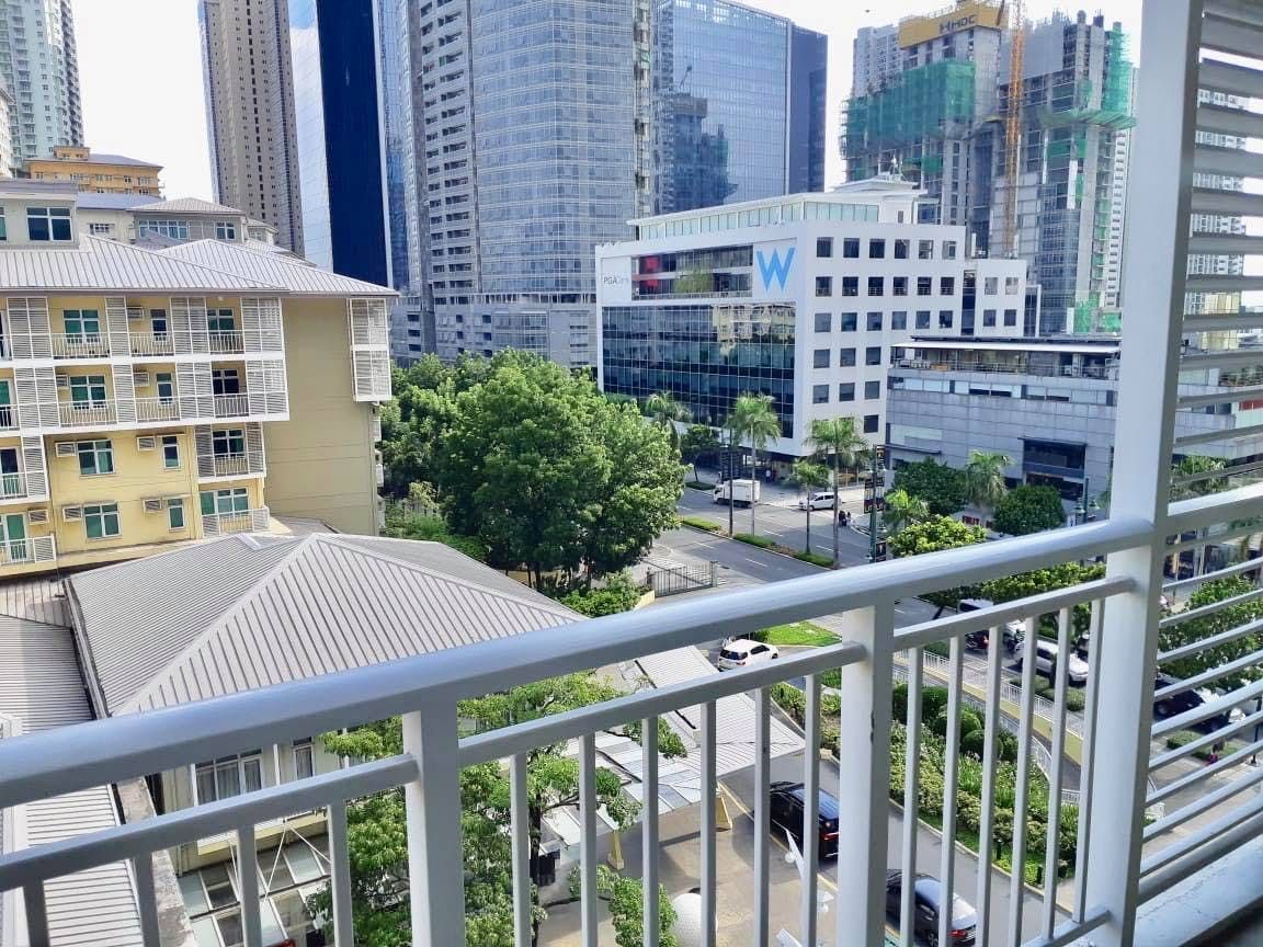 "2BR Condo for Rent in One Serendra, BGC - Bonifacio Global City, Tagui"04