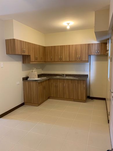 "2BR
