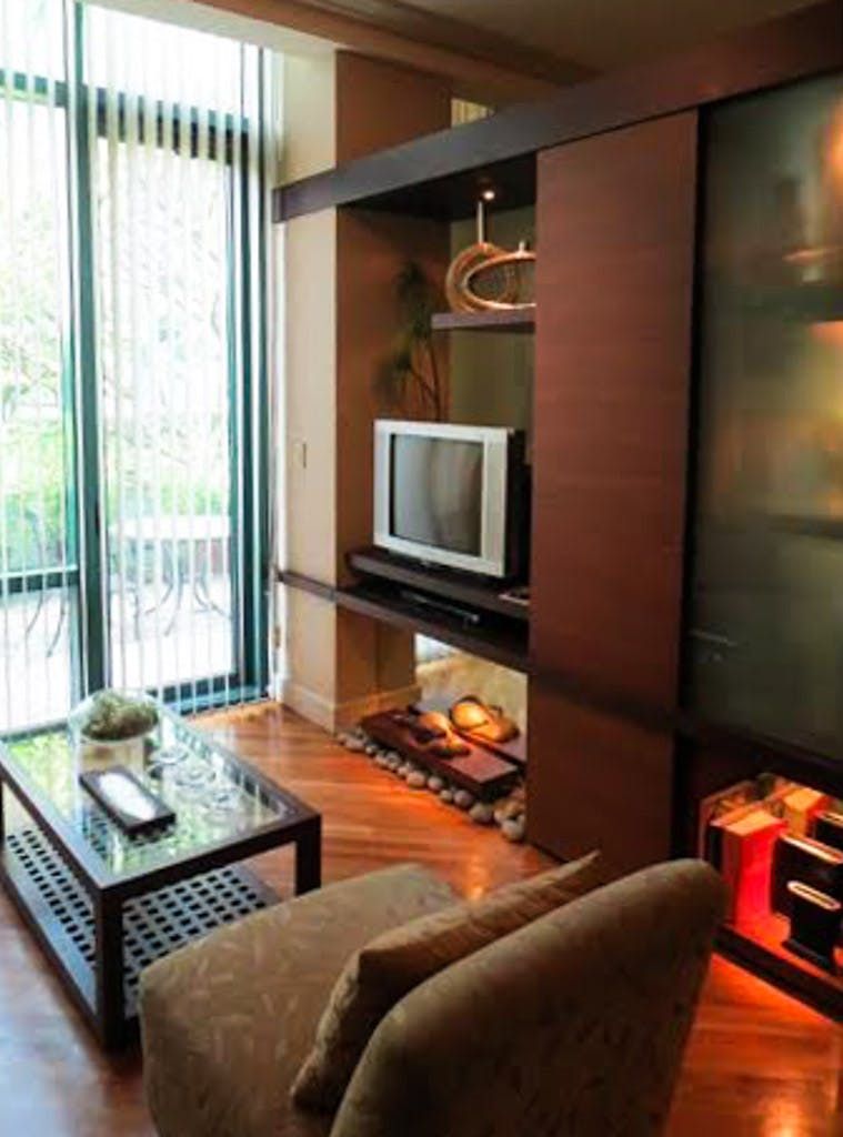 "1BR Condo for Rent in Amorsolo West, Rockwell Center, Makati"06