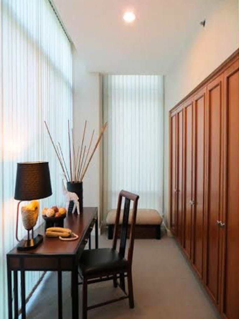 "1BR Condo for Rent in Amorsolo West, Rockwell Center, Makati"10
