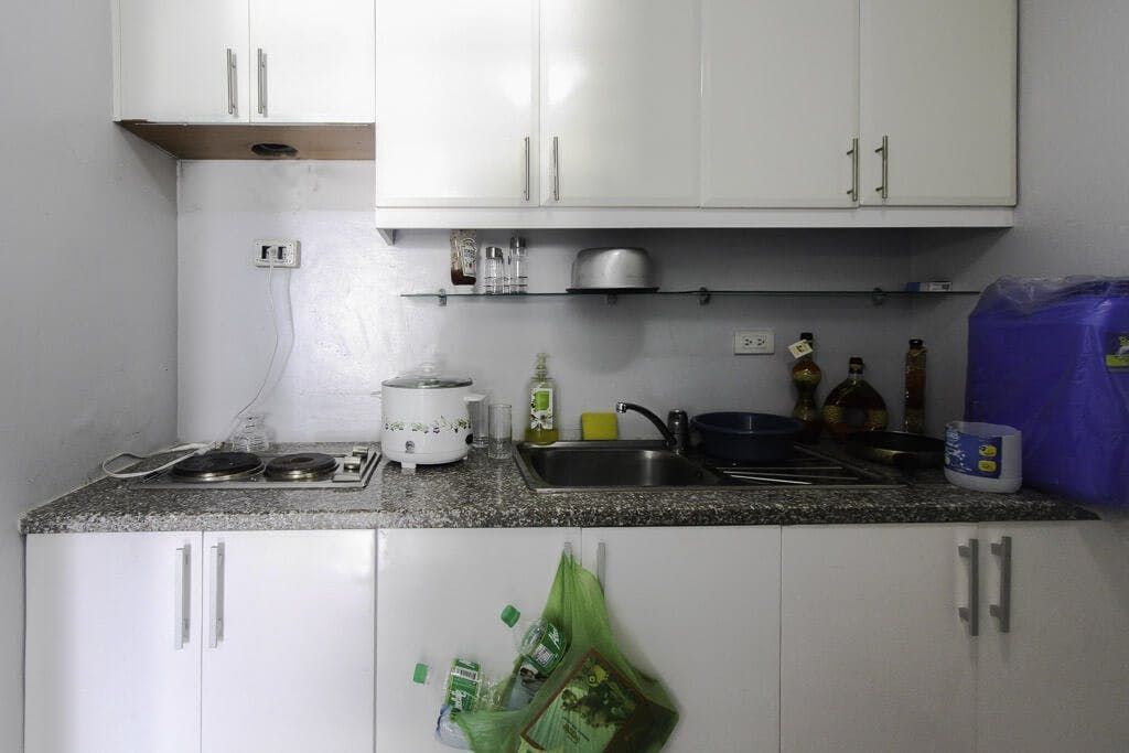 "1BR Condo for Rent in Forbeswood Parklane, BGC - Bonifacio Global City"04