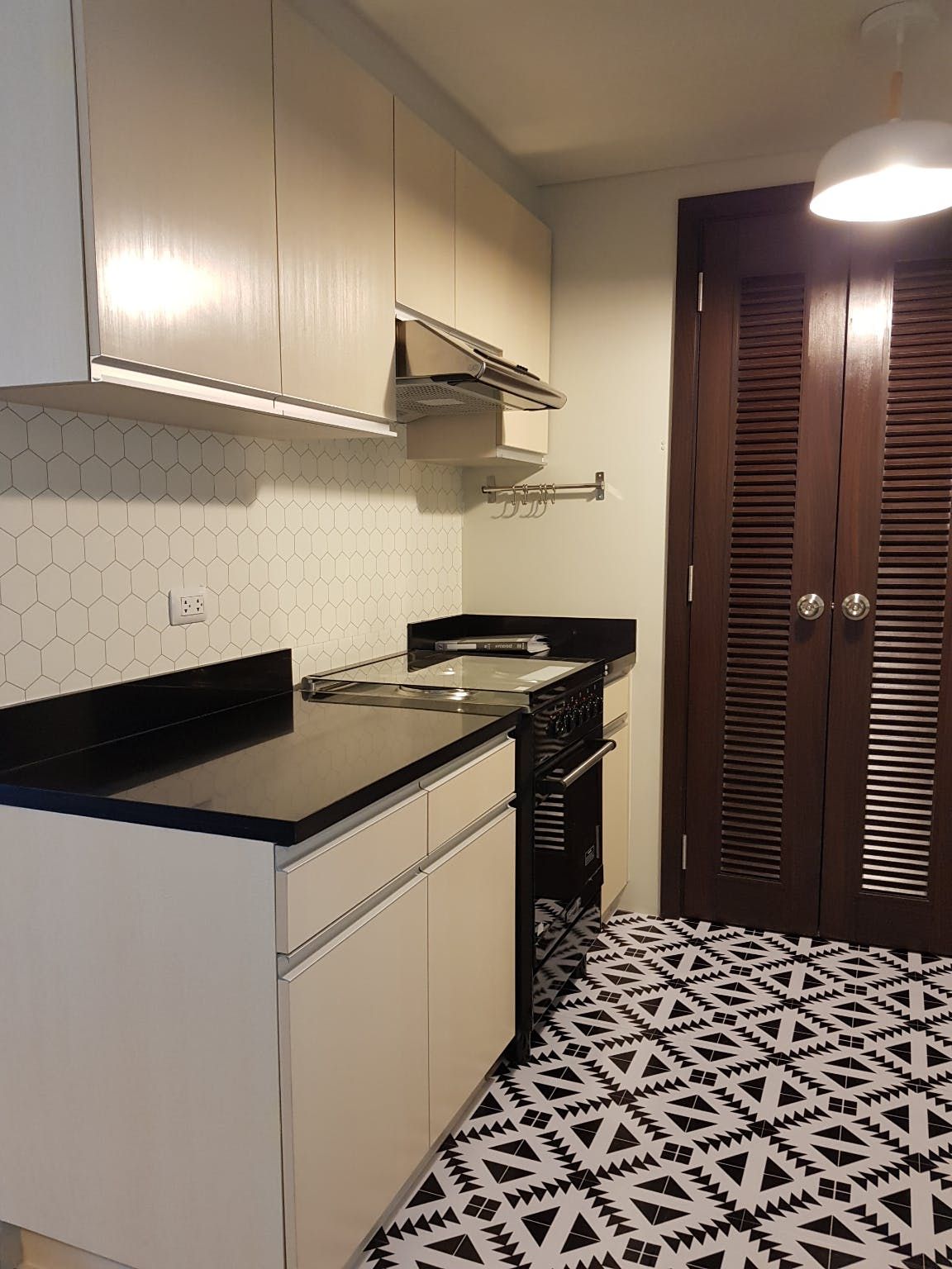 "1BR Condo for Rent in Kroma Tower, Legazpi Village, Makati"08