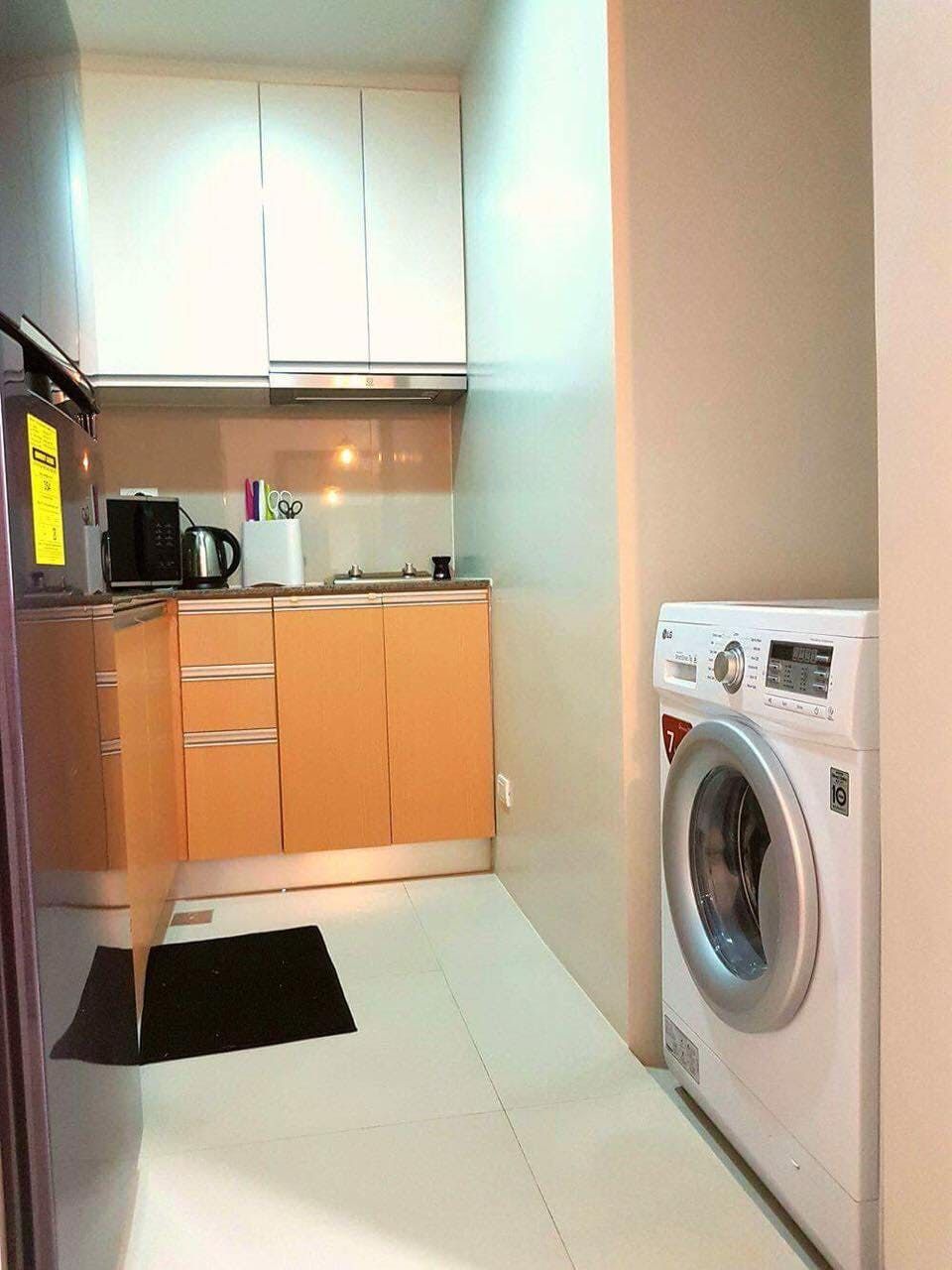 "1BR Condo for Rent in Signa Designer Residences, Salcedo Village, Maka"03