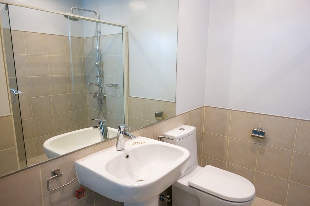 "2BR Condo for Rent in Senta, Legazpi Village, Makati"08