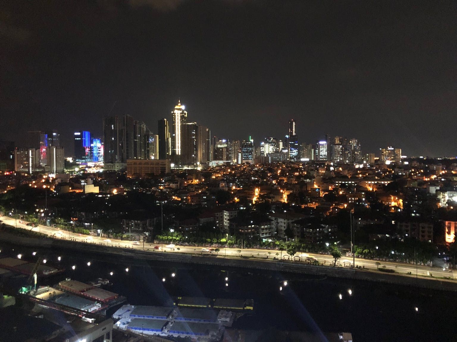 "2BR Condo for Rent in Sheridan Towers, Kapitolyo, Pasig"04