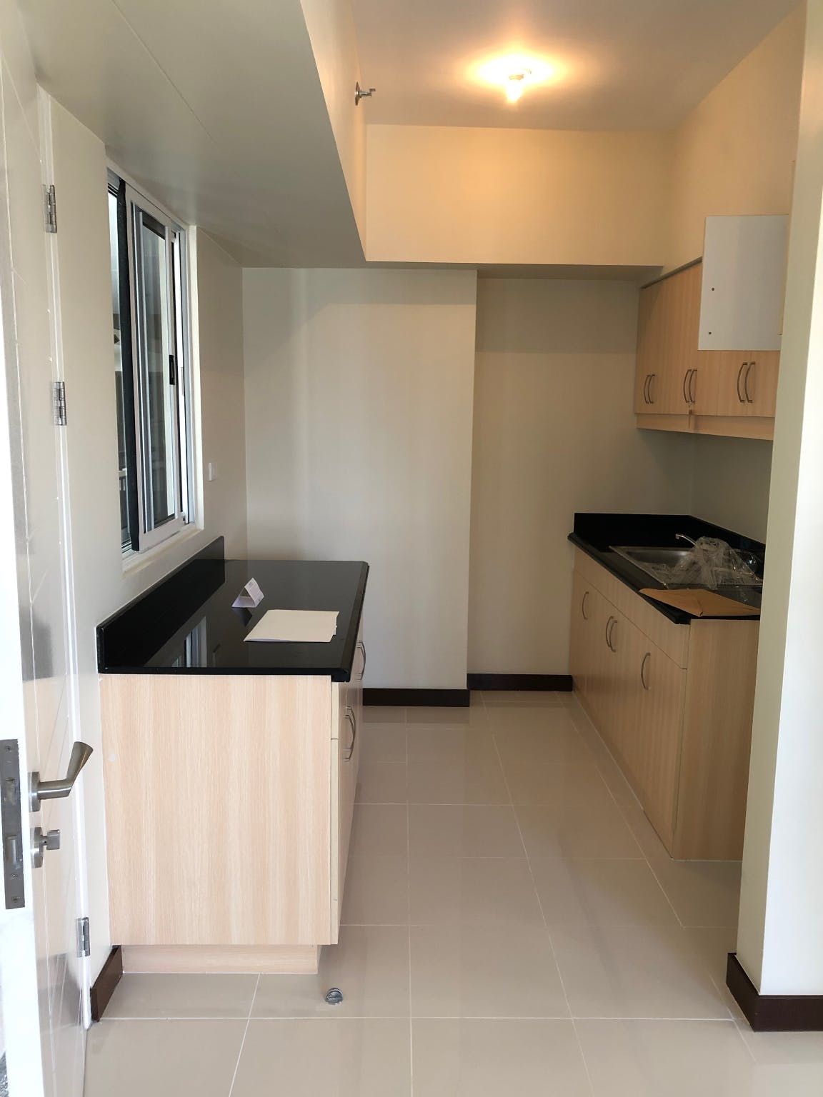 "2BR Condo for Rent in Sheridan Towers, Kapitolyo, Pasig"06