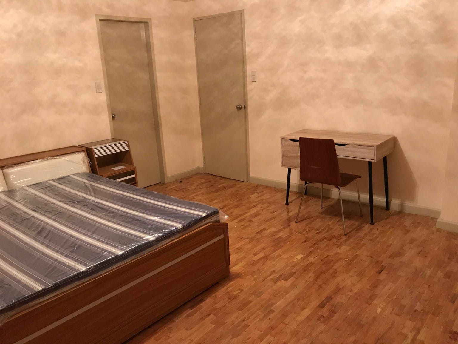 "2BR Condo for Rent in Le Grand Condominium, Salcedo Village, Makati"10