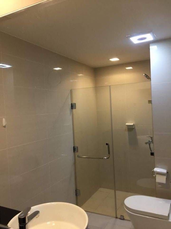 "2BR Condo for Rent in 8 Forbes Town Road, BGC - Bonifacio Global City,"10