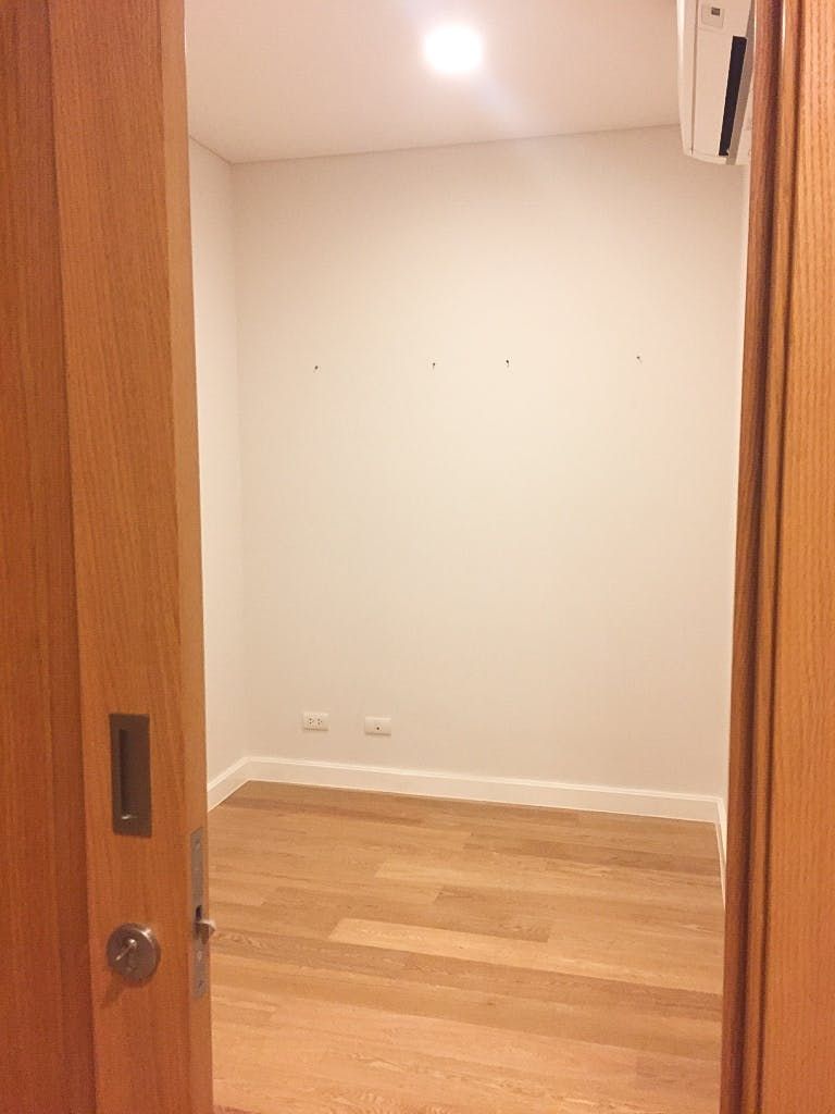 "1BR Condo for Rent in Park Terraces, San Lorenzo, Makati"06