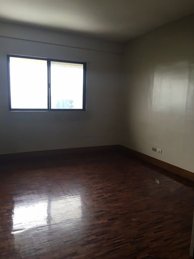 "2BR Condo for Rent in Crisanta Tower, Oranbo, Pasig"01
