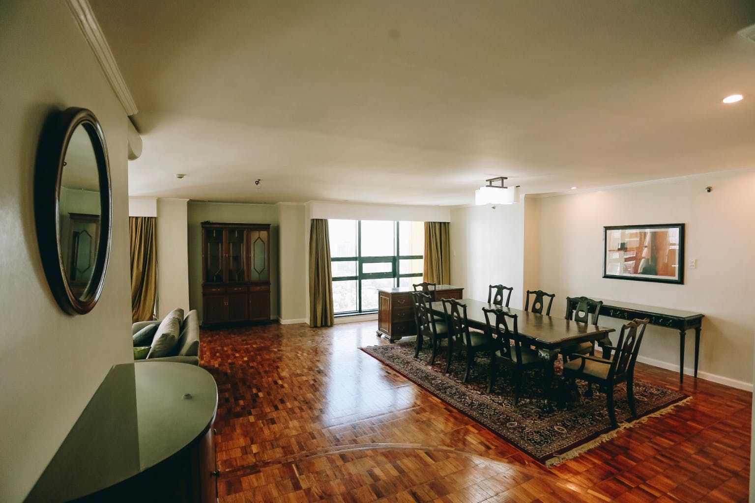 "3BR Condo for Rent in Classica Tower Condominium, Salcedo Village, Mak"06