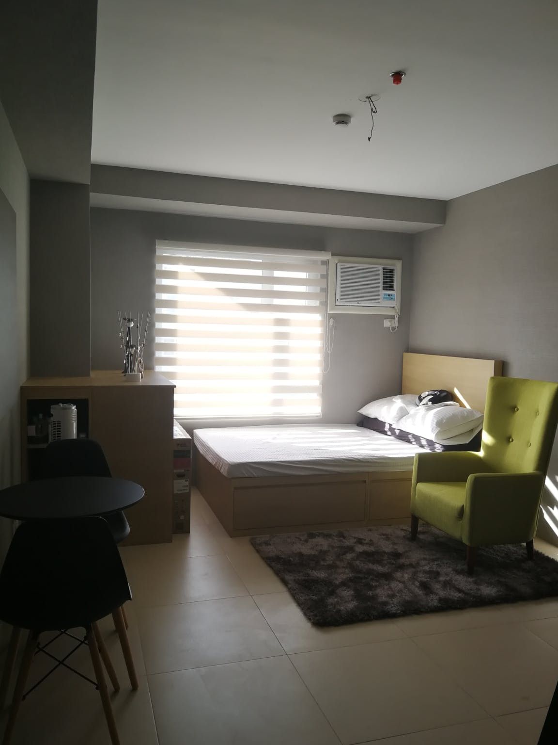 "Studio Condo for Rent in Avida Towers Centera, Highway Hills, Mandaluy"10
