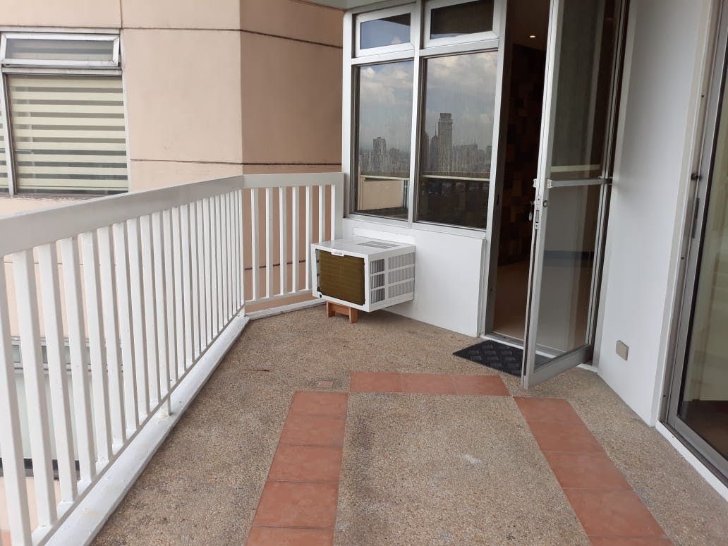 "3BR Condo for Rent in 8 Wack Wack, Wack-Wack, Mandaluyong"04