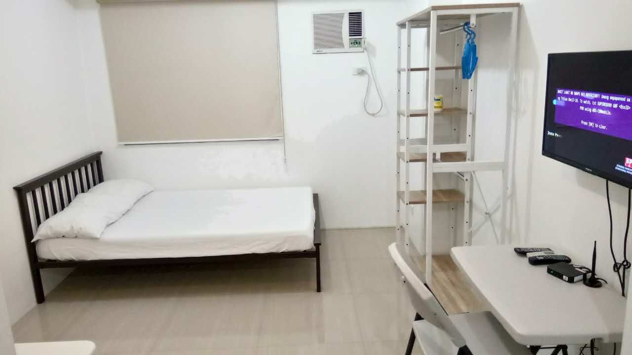 "1BR Condo for Rent in M Place Residences, South Triangle, Quezon City"10