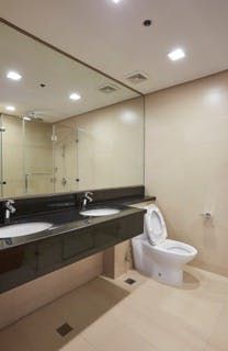 "2BR Condo for Rent in Park Terraces, San Lorenzo, Makati"04