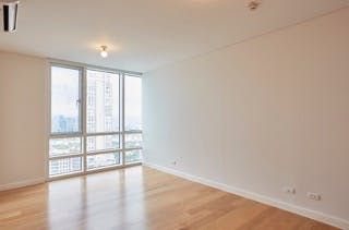 "2BR Condo for Rent in Park Terraces, San Lorenzo, Makati"06