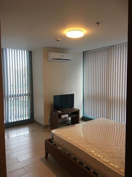 "2BR Condo for Rent in One Uptown Residence, BGC - Bonifacio Global Cit"04