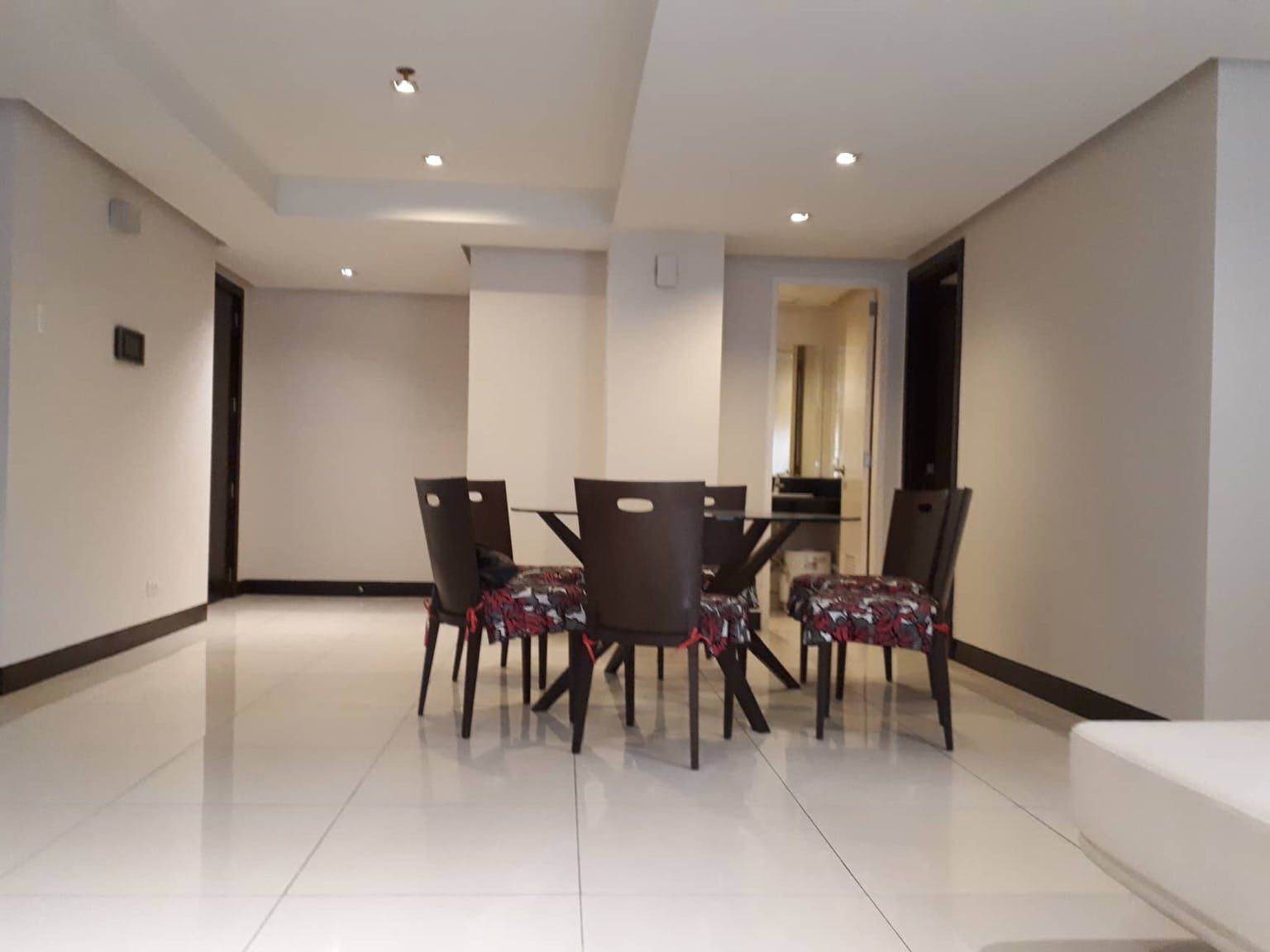 "3BR Condo for Rent in Tuscany Private Estates, McKinley Hill, Taguig"08