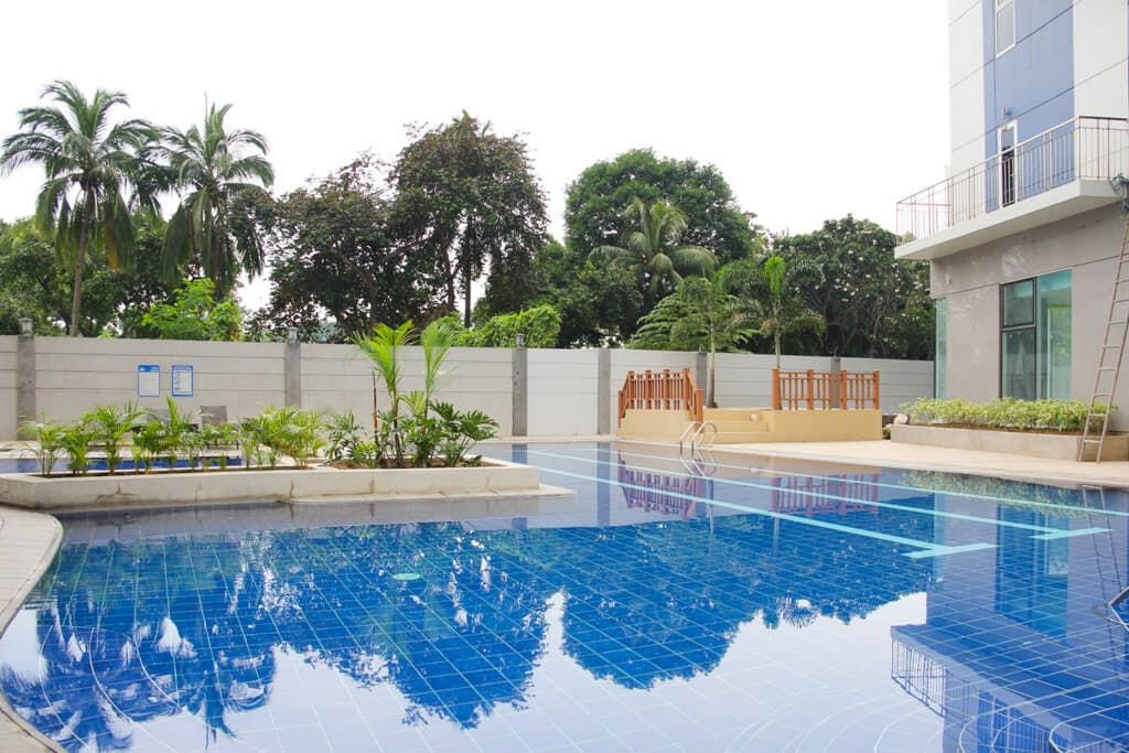"2BR Condo for Rent in The Trion Towers, BGC - Bonifacio Global City, T"06
