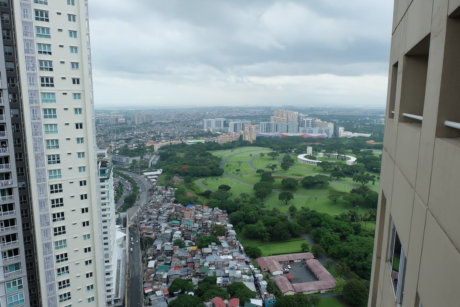 "2BR Condo for Rent in One Serendra, BGC - Bonifacio Global City, Tagui"03