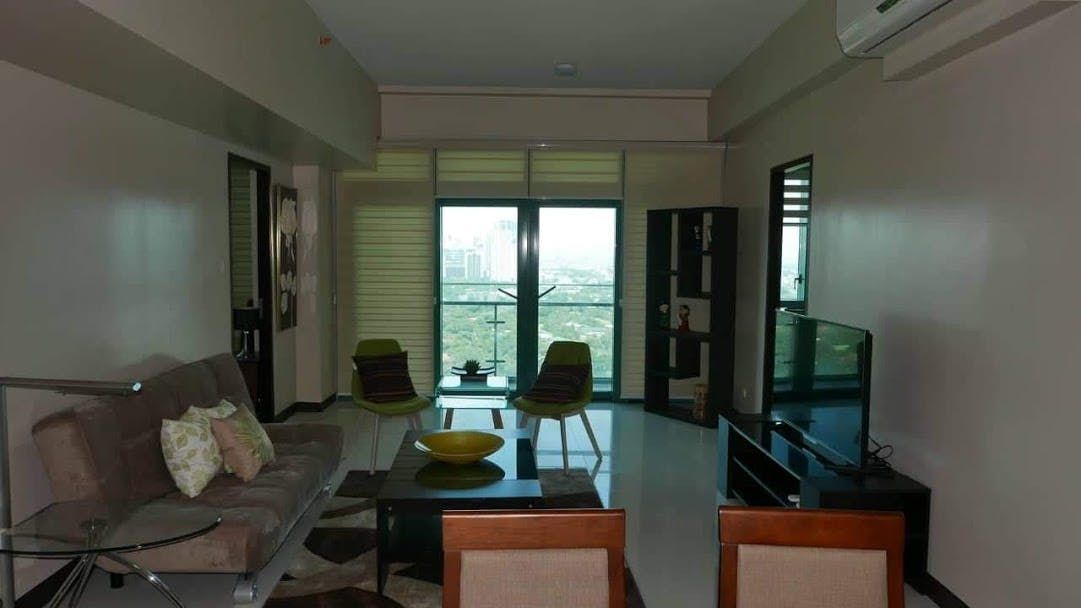"2BR Condo for Rent in 8 Forbes Town Road, BGC - Bonifacio Global City,"04