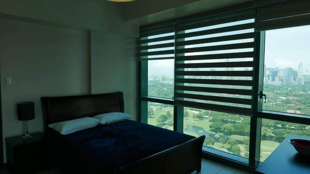 "2BR Condo for Rent in 8 Forbes Town Road, BGC - Bonifacio Global City,"10
