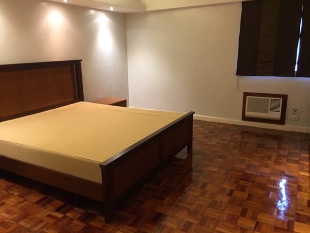 "2BR Condo for Rent in Colonnade Residences, Legazpi Village, Makati"06
