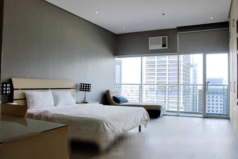 "3BR Condo for Rent in The Luxe Residences, BGC - Bonifacio Global City"04