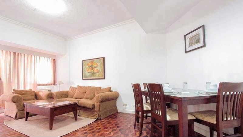 "1BR Condo for Rent in Island Plaza, Salcedo Village, Makati"04