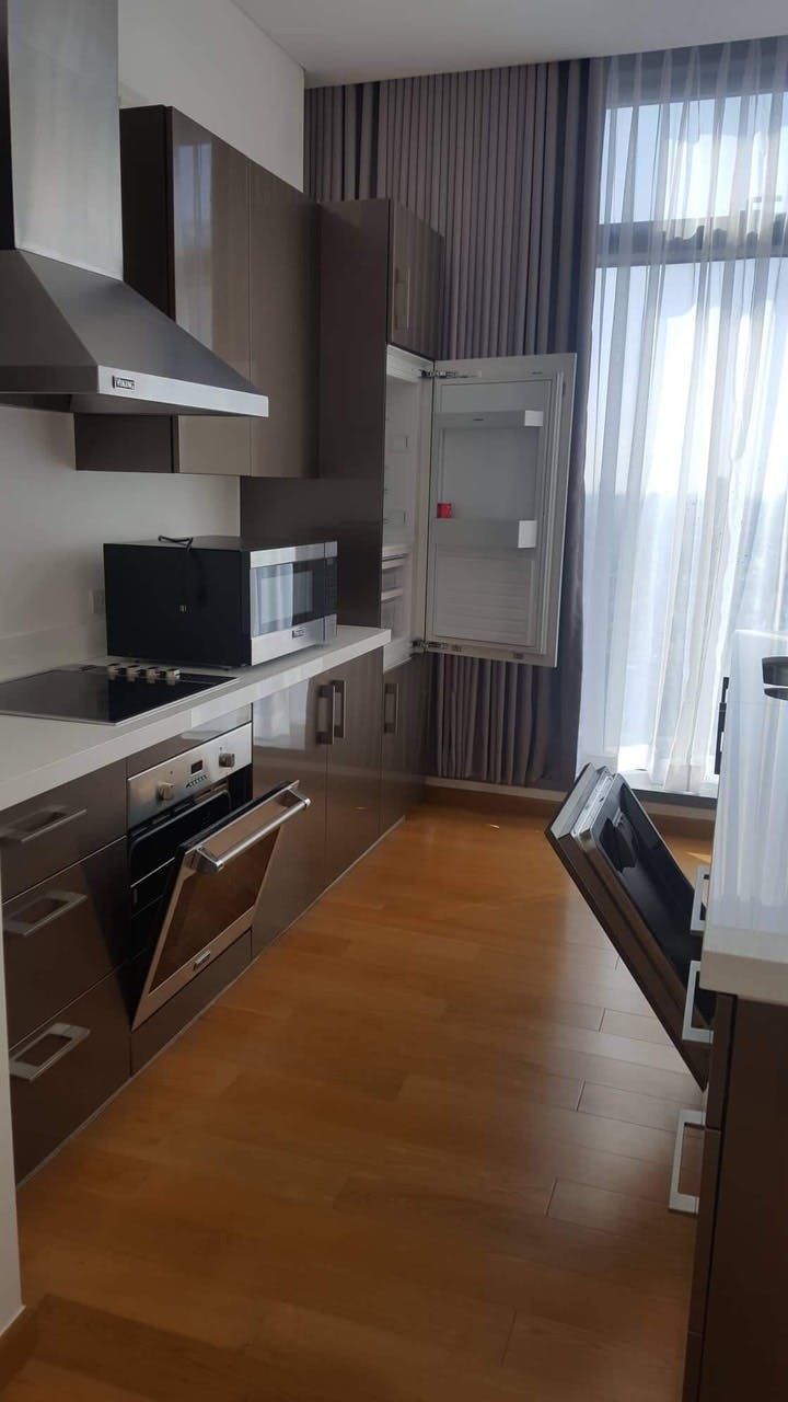 "1BR Condo for Rent in Trump Tower Manila, Poblacion, Makati"08