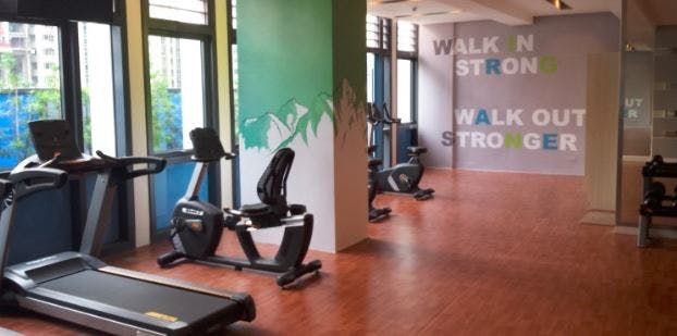 "Studio Condo for Rent in Paseo Heights, Salcedo Village, Makati"06