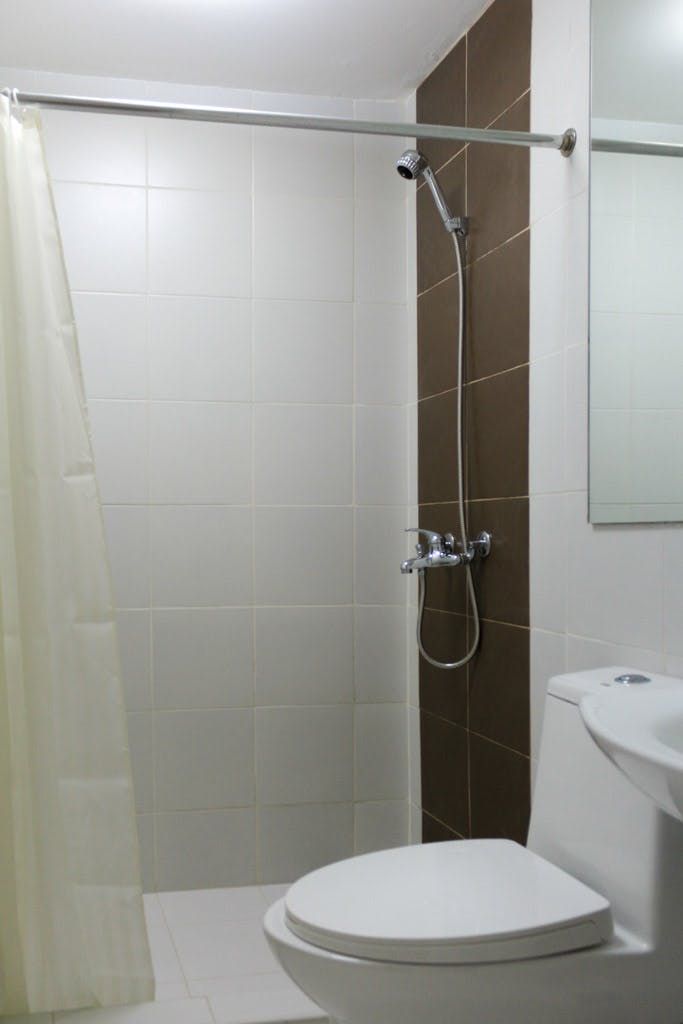 "2BR Condo for Rent in Classica Tower Condominium, Salcedo Village, Mak"10