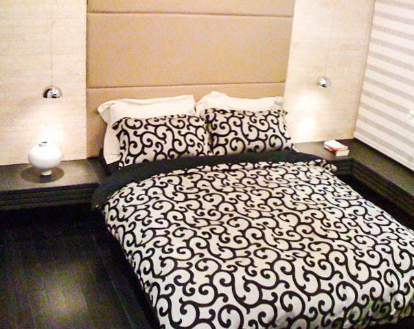 "1BR Condo for Rent in One McKinley Place, BGC - Bonifacio Global City,"10