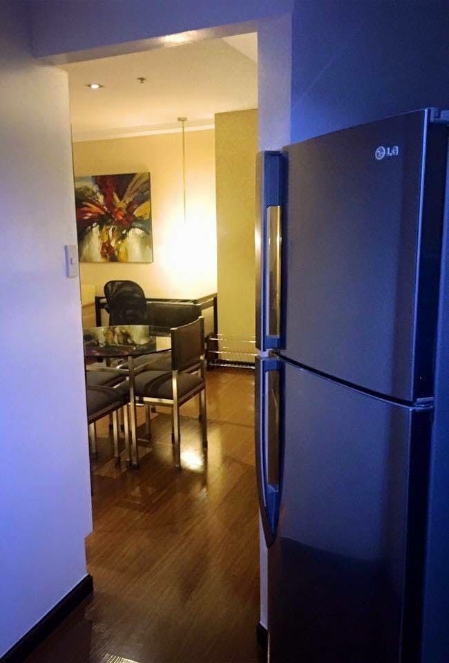 "2BR Condo for Rent in The Gramercy Residences, Poblacion, Makati"06