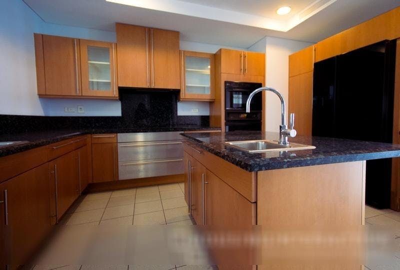 "3BR Condo for Rent in One Roxas Triangle, Urdaneta, Makati"06