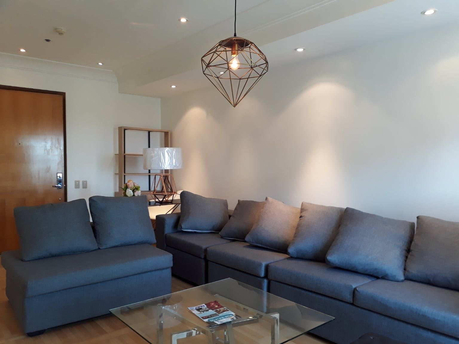 "2BR Condo for Rent in One McKinley Place, BGC - Bonifacio Global City,"04