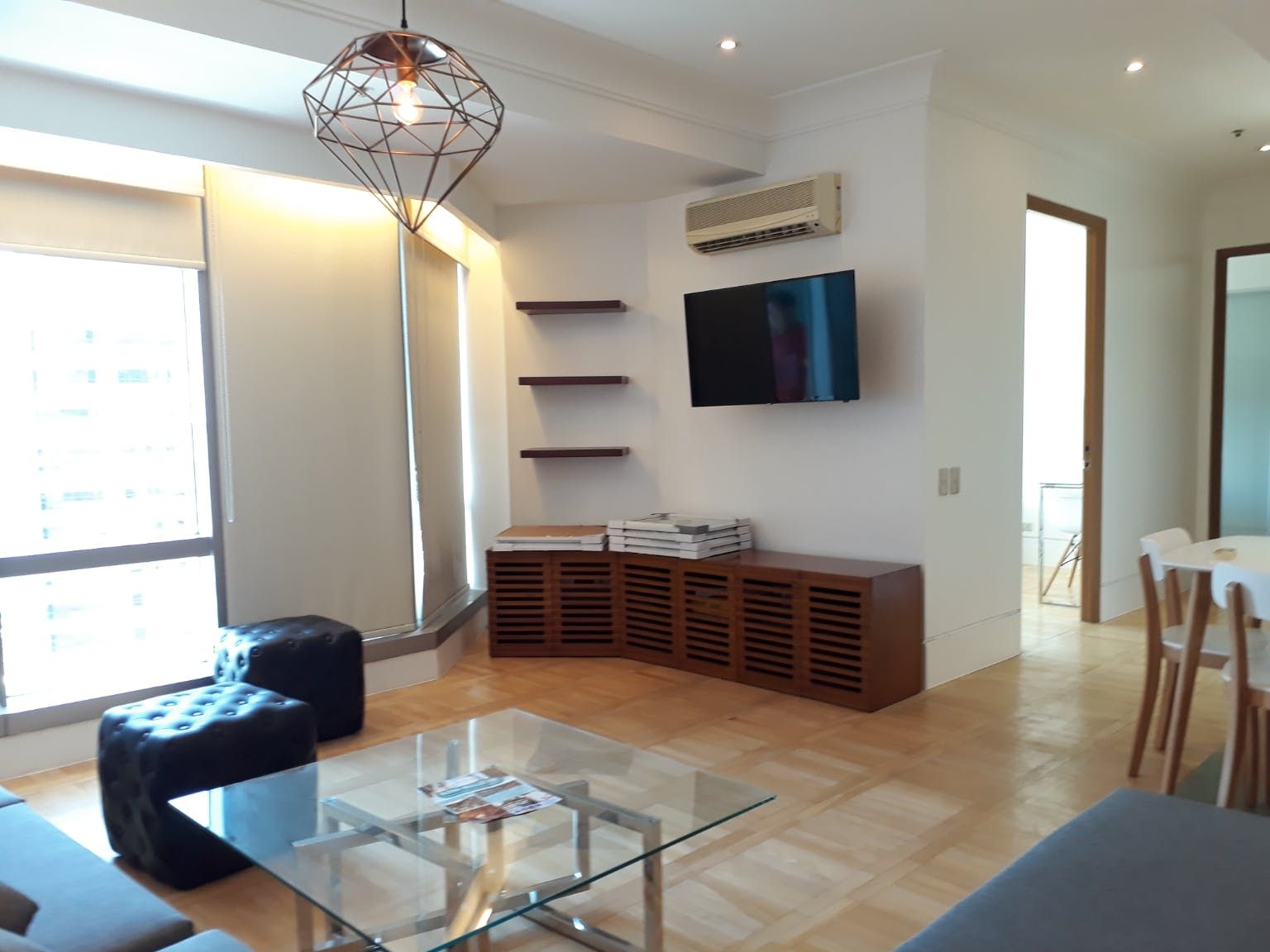 "2BR Condo for Rent in One McKinley Place, BGC - Bonifacio Global City,"06