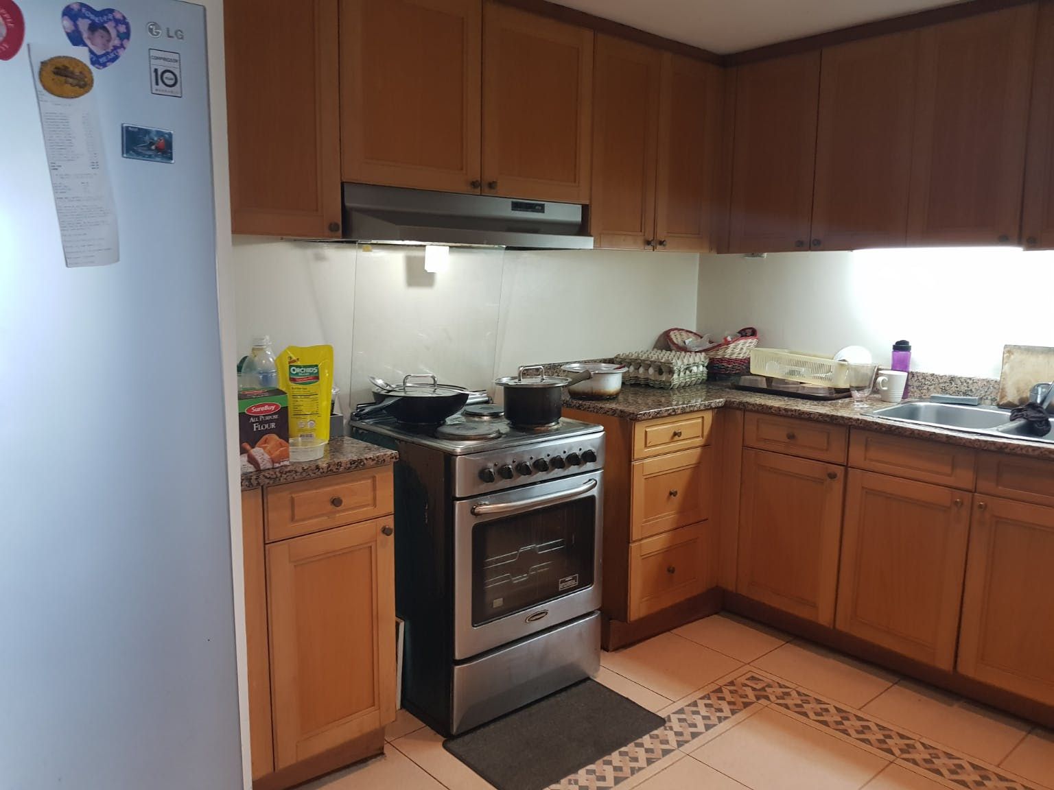 "3BR Condo for Rent in Amorsolo East, Rockwell Center, Makati"06